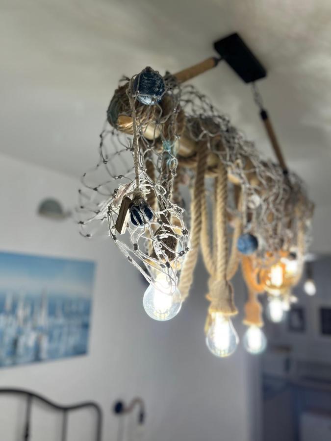 Stella Di Mare Apartment Bari Bagian luar foto