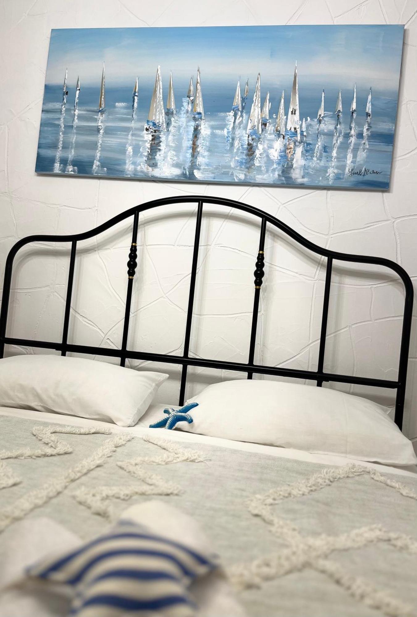 Stella Di Mare Apartment Bari Bagian luar foto